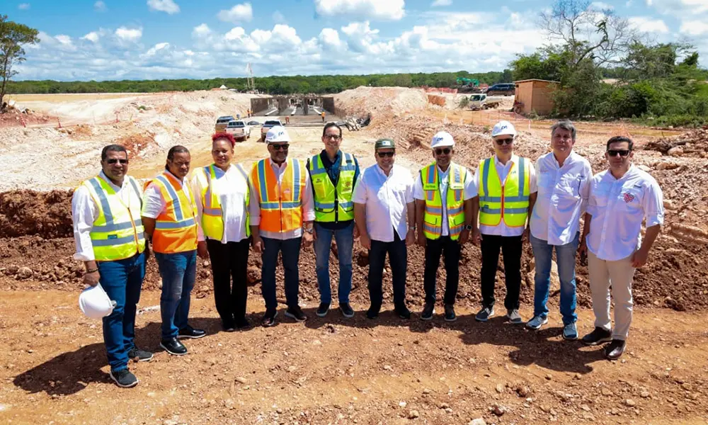 Gobierno vuelve a prometer febrero para Aeropuerto Cabo Rojo mientras la obra sigue en fase de ejecución