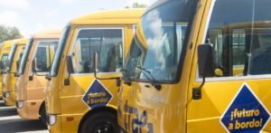 Sustracción de baterías en autobuses del TRAE interrumpe servicio a más de 500 estudiantes en Constanza