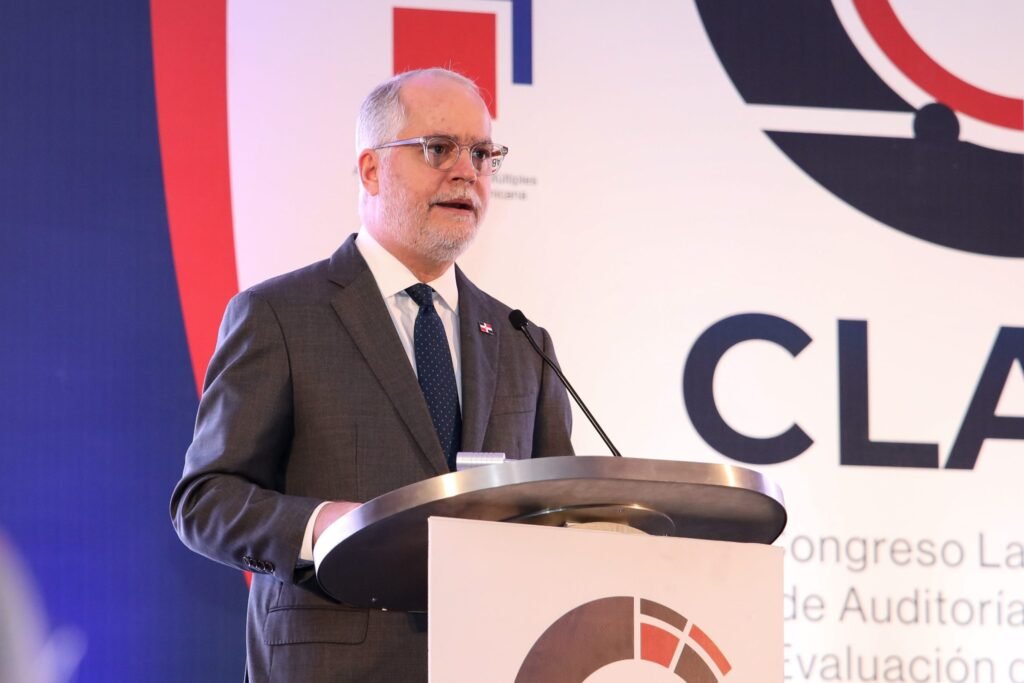 ABA y Superintendencia advierten que los controles financieros deben adelantarse a fraudes y riesgos