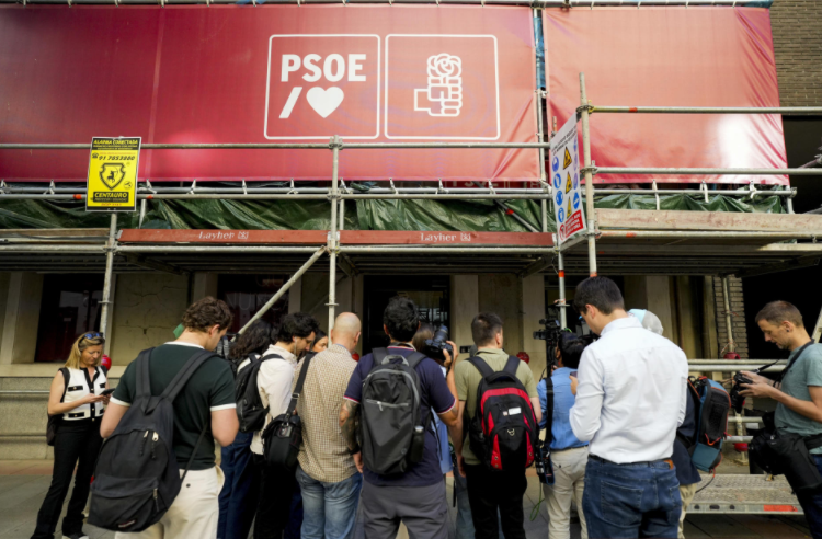 La UCO pide datos en la sede del PSOE en Madrid dentro de la causa sobre Leire Díez