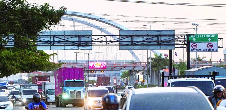 Restricción de cargas en horario nocturno genera reparos por costos y por su alcance sobre la movilidad