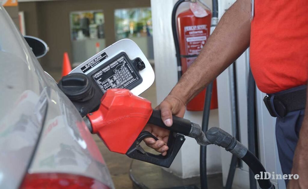En seis años, los combustibles suben con fuerza mientras el Estado capta mucho más por impuestos que por subsidios