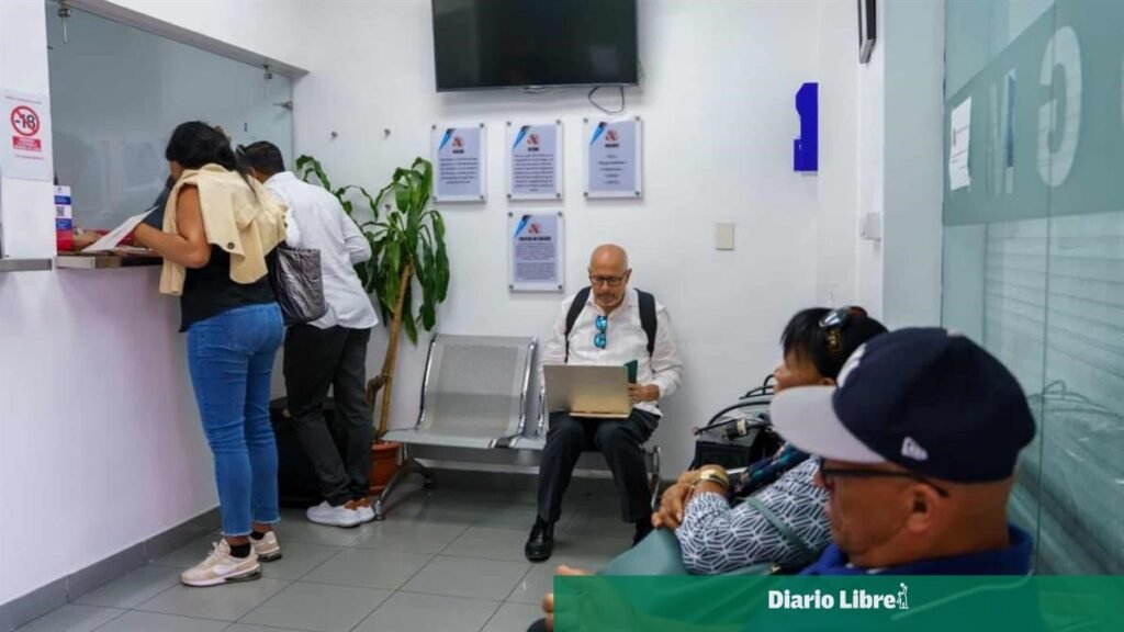 Abinader lanzará permiso digital para salida de menores con modalidad múltiple de 10,000 pesos