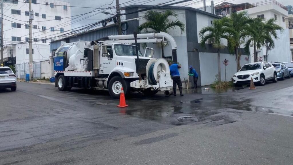 ADN refuerza limpieza de drenajes y obras preventivas ante la vaguada