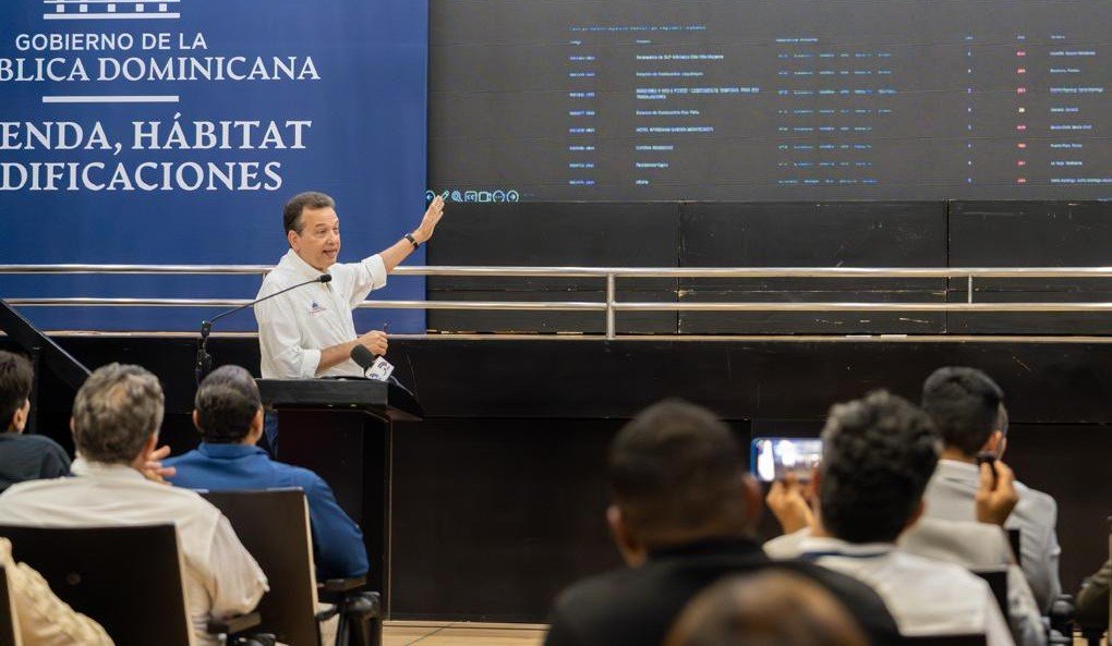 MIVHED reporta más licencias y mayor capital privado, mientras crece la presión por controles