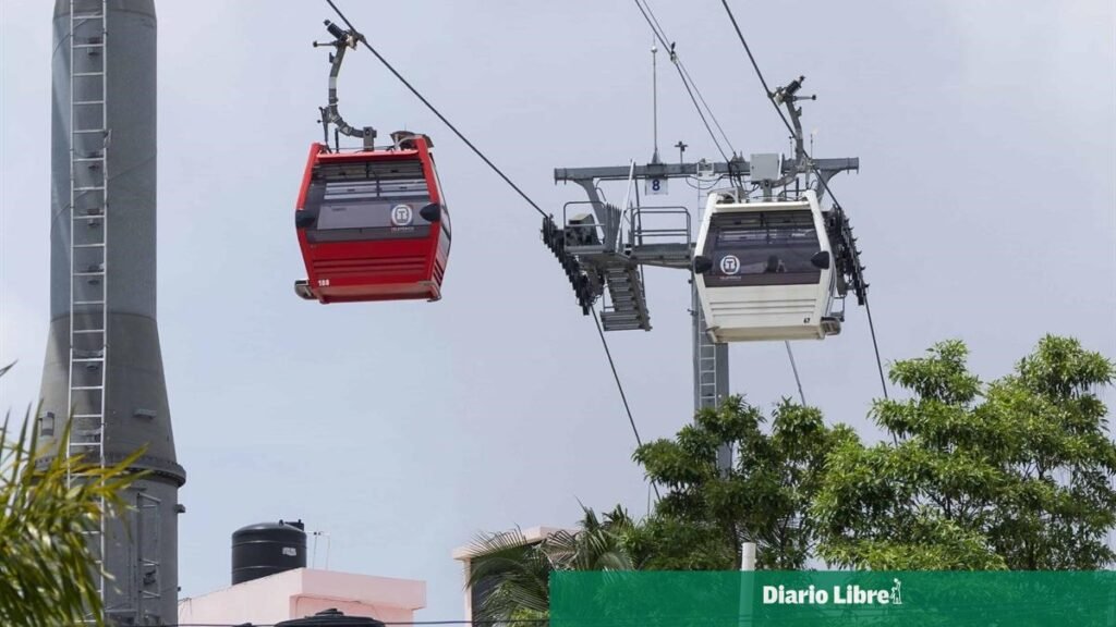 Vuelve a operar el tramo del Teleférico tras una interrupción y aviso tardío a los usuarios