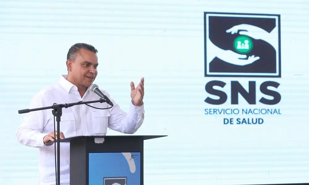 Valverde recibe obras sanitarias y crece la exigencia de resultados en la red pública
