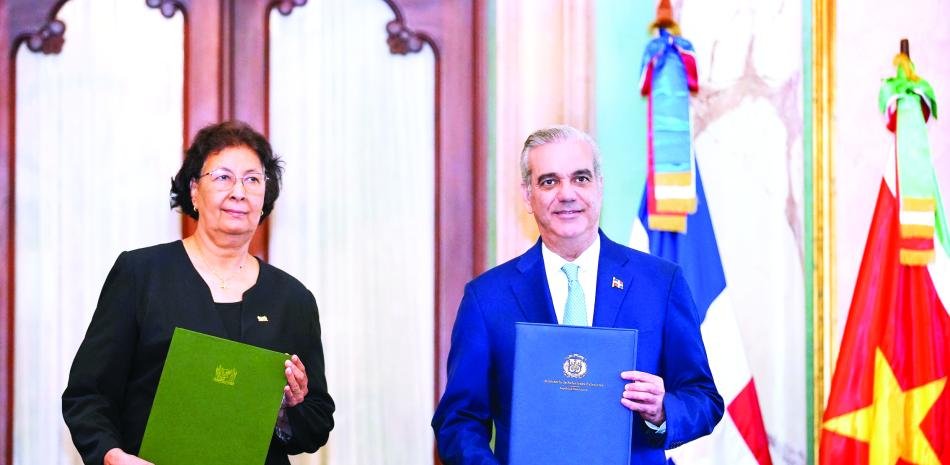 Abinader profundiza su vínculo con Surinam mientras siguen sin precisarse los efectos de la agenda bilateral