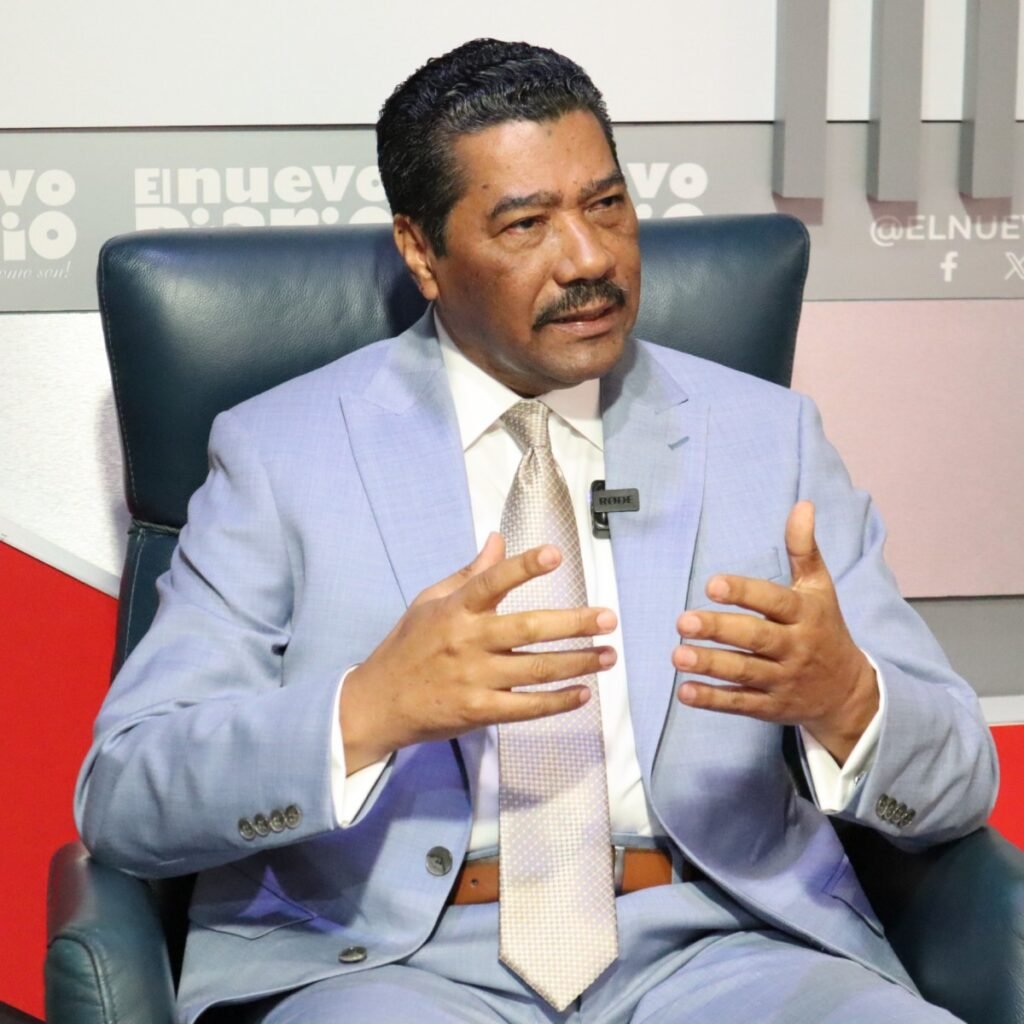 Jesús Fíeliz alerta sobre un 2028 marcado por crisis en economía y servicios