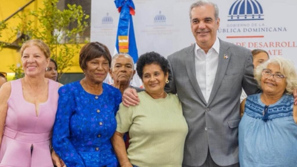 Gobierno destaca la cercanía de Abinader y la usa como eje de su balance de gestión