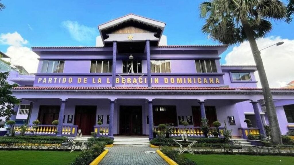 PLD denuncia señal de alarma institucional tras fallo sobre Gonzalo Castillo y José Ramón Peralta
