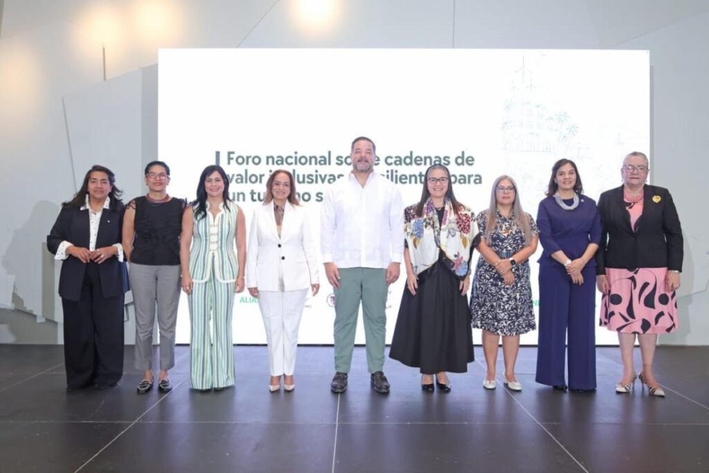 Foro en Santo Domingo abre una comunidad para turismo responsable y sostenible