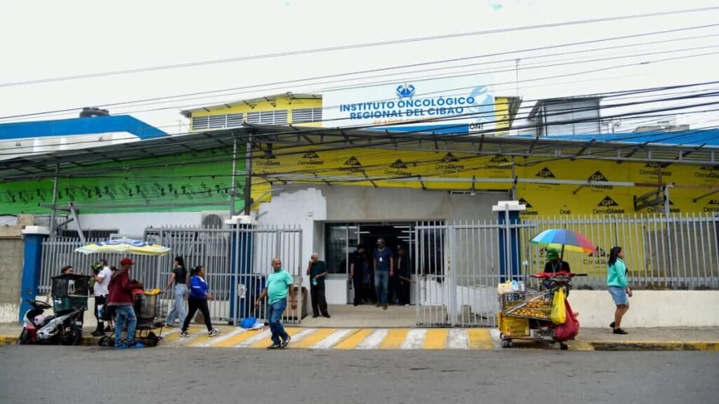 Juez conocerá este martes caso por presunto desvío de fondos para pacientes con cáncer en Santiago