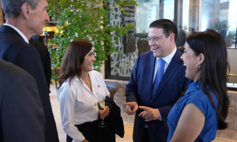 Sanz Lovatón expone ante el cuerpo diplomático la oferta dominicana para invertir y comerciar