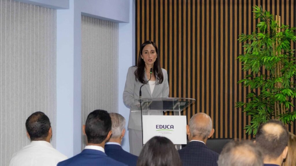 Educa advierte que los avances en educación no bastan; ante desafíos persistentes del sistema