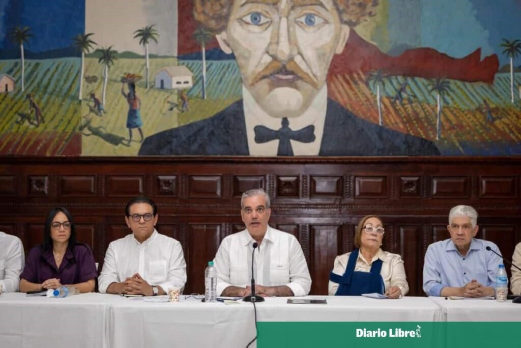 Abinader retoma en Santiago la revisión de obras y demandas comunitarias