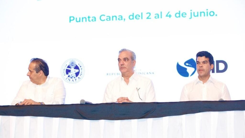 Abinader insiste en dar prioridad al saneamiento y destaca la obra de Verón-Punta Cana en Latinosan 2026