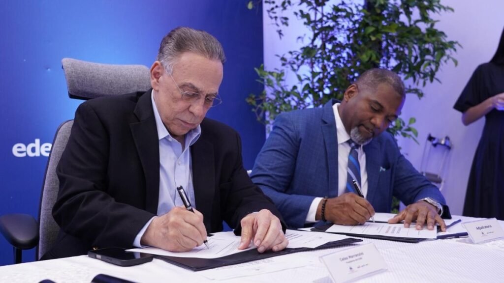 CUED firma contratos renovables con baterías para 325.69 MW y deja bajo examen el efecto en las EDE