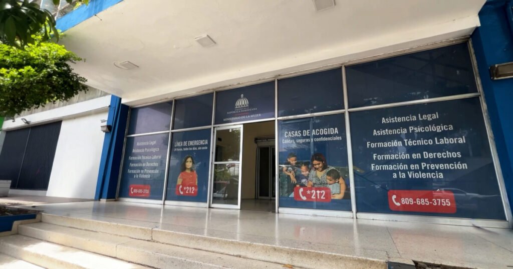 Ministerio de la Mujer pide a los medios sumar vías de ayuda en coberturas sobre violencia