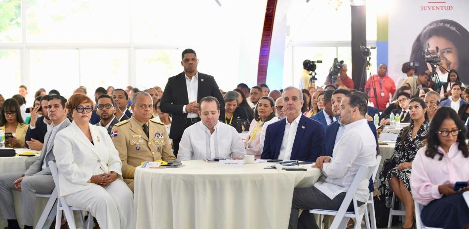 Abinader refuerza su mensaje sobre ética y dice que seguirá la lucha contra la corrupción