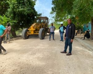 Inician en Galván los trabajos de asfaltado luego de una larga espera vecinal