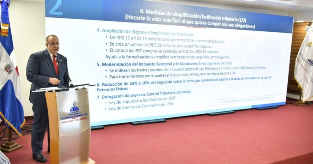 Gobierno llevará al Congreso una reforma tributaria para captar entre RD$40,000 y RD$50,000 millones