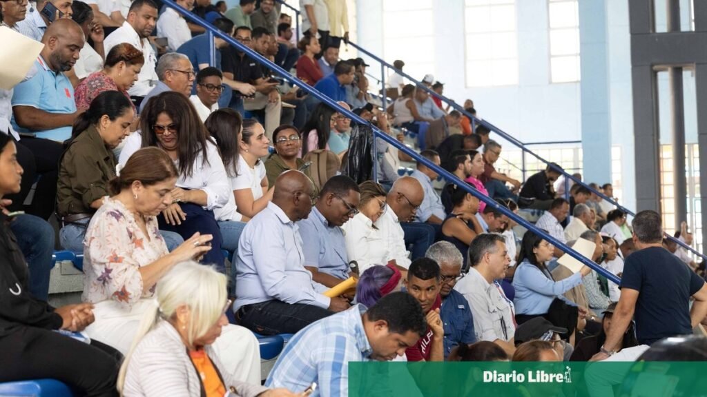 Intervendrán más de 1,400 escuelas luego de años de denuncias por deterioro