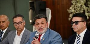 García advierte a Abinader que otra subida de combustibles encarecería la canasta básica