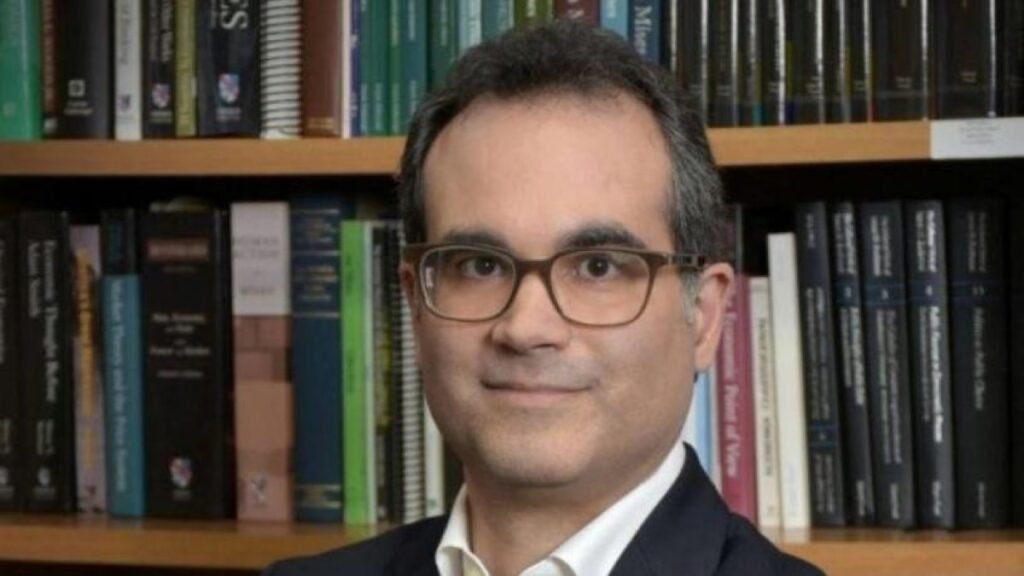 Economistas advierten que la deuda pública aprieta las finanzas del Estado y reduce su margen fiscal