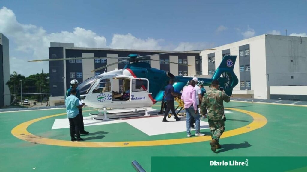 Choque de autobús de Supérate deja dos pacientes en UCI y mantiene traslados hacia el Ney Arias Lora