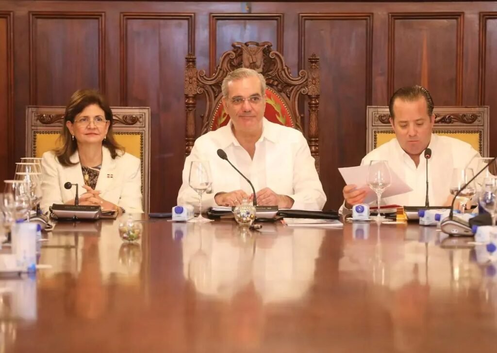 Abinader presidirá en Santiago un Consejo de Ministros con agenda de obras y encuentros sectoriales