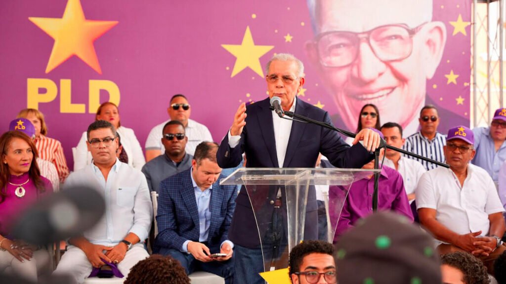 Danilo atribuye al desgaste del PRM nuevas salidas hacia el PLD y reabre el debate sobre el rechazo al Gobierno