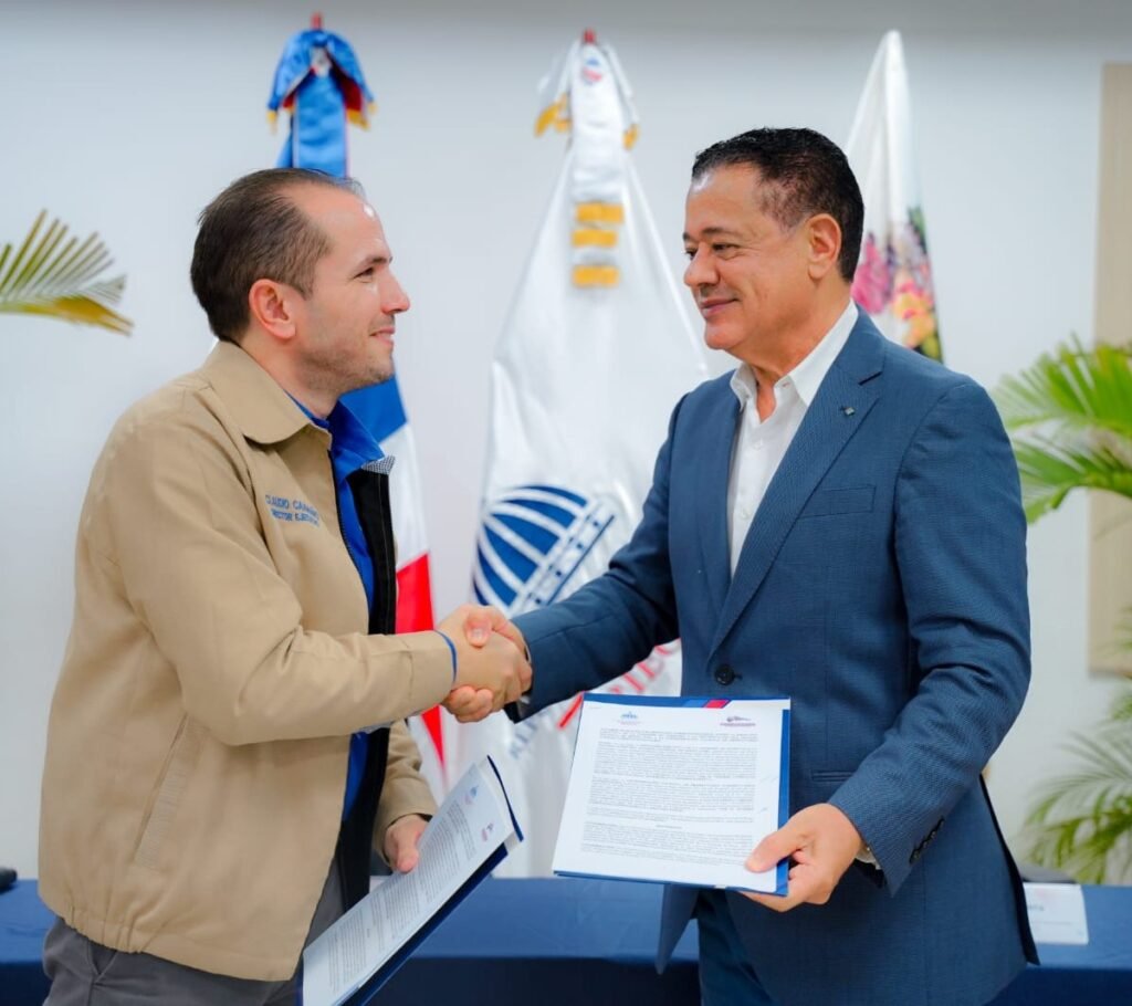 TNR y Confenagro sellan un acuerdo para impulsar la tecnificación del campo