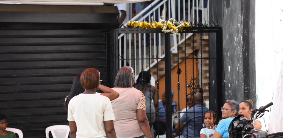Muerte de niña en Batey Bienvenido deja a una madre detenida y abre interrogantes institucionales