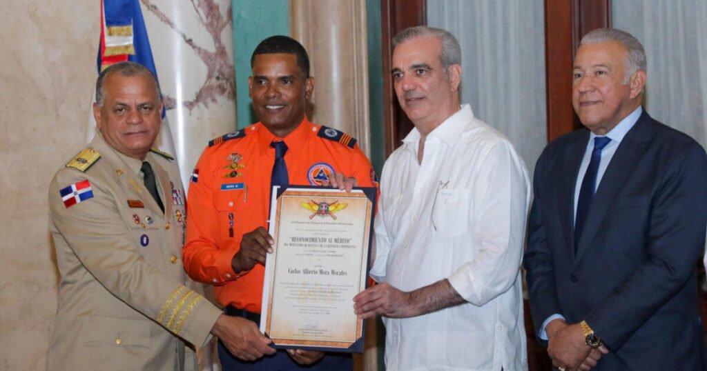 Venezuela distingue a la República Dominicana por la ayuda tras los terremotos y Abinader reconoce a la misión Quisqueya Solidaria