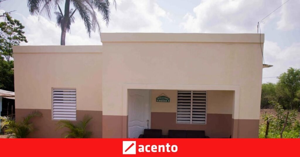 Gobierno entrega una casa equipada a familia de El Higüero tras incendio, sin precisar inversión ni cobertura