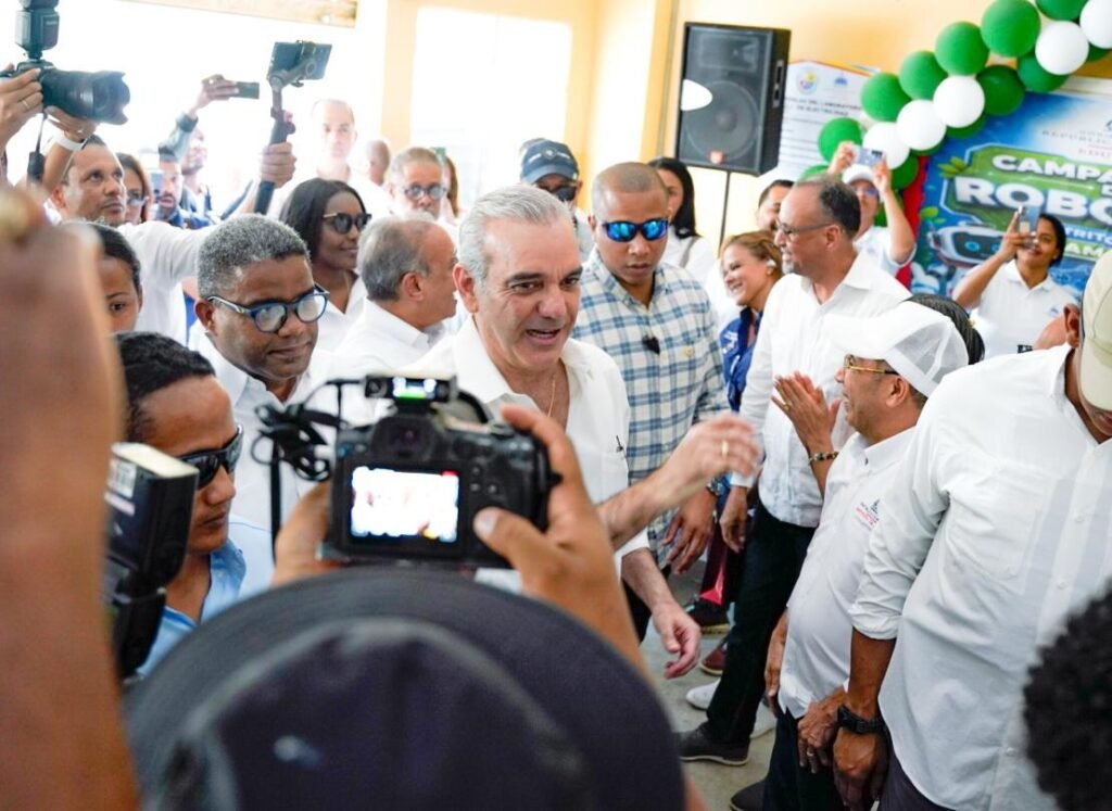Abinader encabeza en Samaná la jornada “Primero Tú” en medio del reclamo por resultados sostenidos