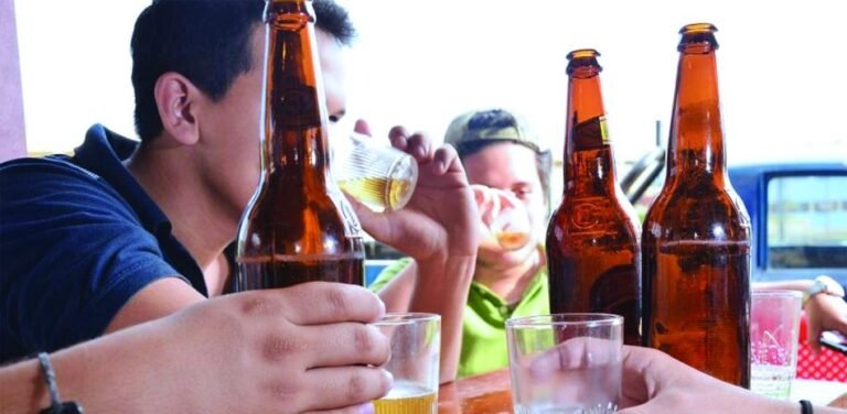 Bares de la Zona Colonial piden al Congreso frenar decisiones unilaterales sobre ley de alcohol