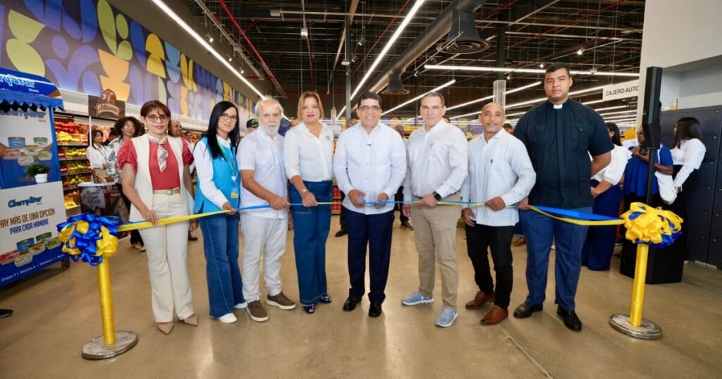 Inversión privada llena vacíos en San Isidro mientras crece la presión por resultados públicos en Santo Domingo Este