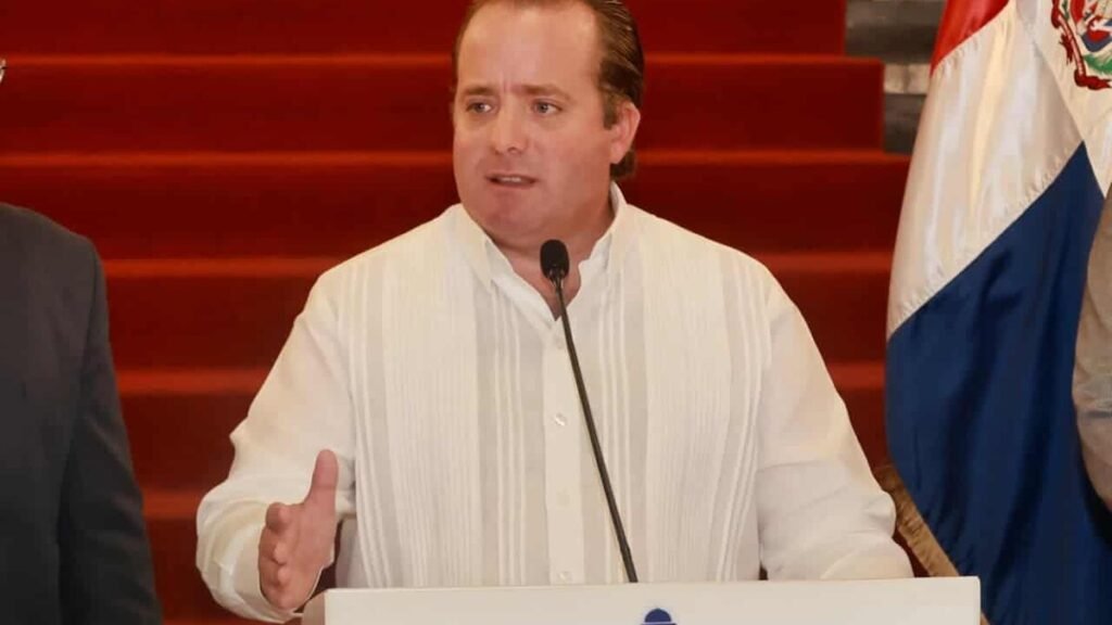 Abinader abre el presupuesto de 2027 con promesa de gasto social e inversión pública bajo examen