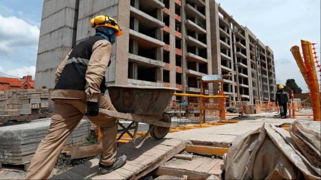 Mano de obra estable, pero el costo de construir sigue bajo presión en el Gran Santo Domingo