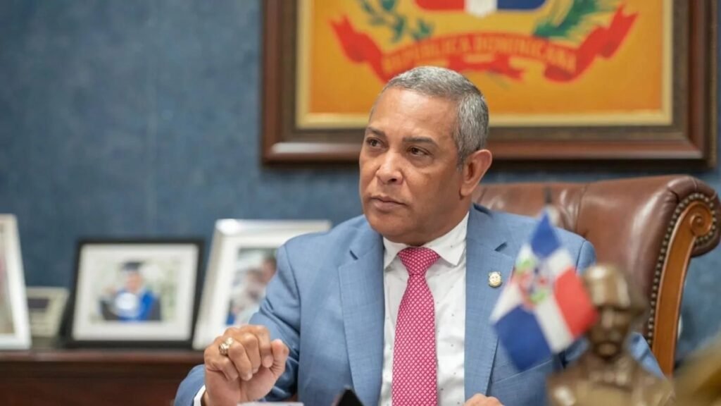 Senado termina examen de reforma policial y mantiene bajo escrutinio la promesa de control