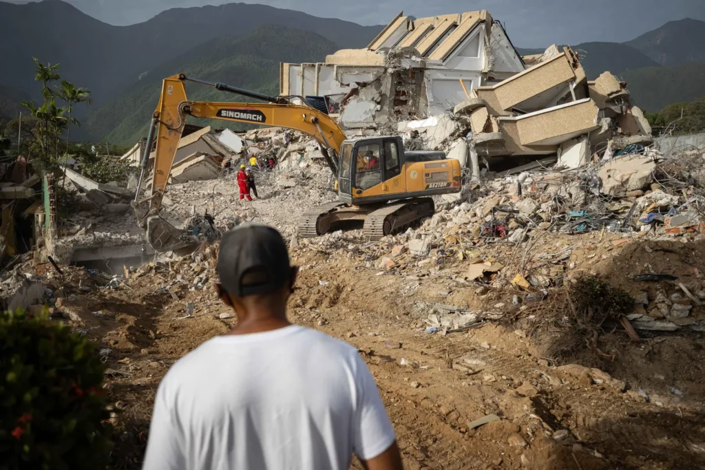 Venezuela eleva a 3.342 los muertos por los terremotos y persiste la incógnita sobre los desaparecidos