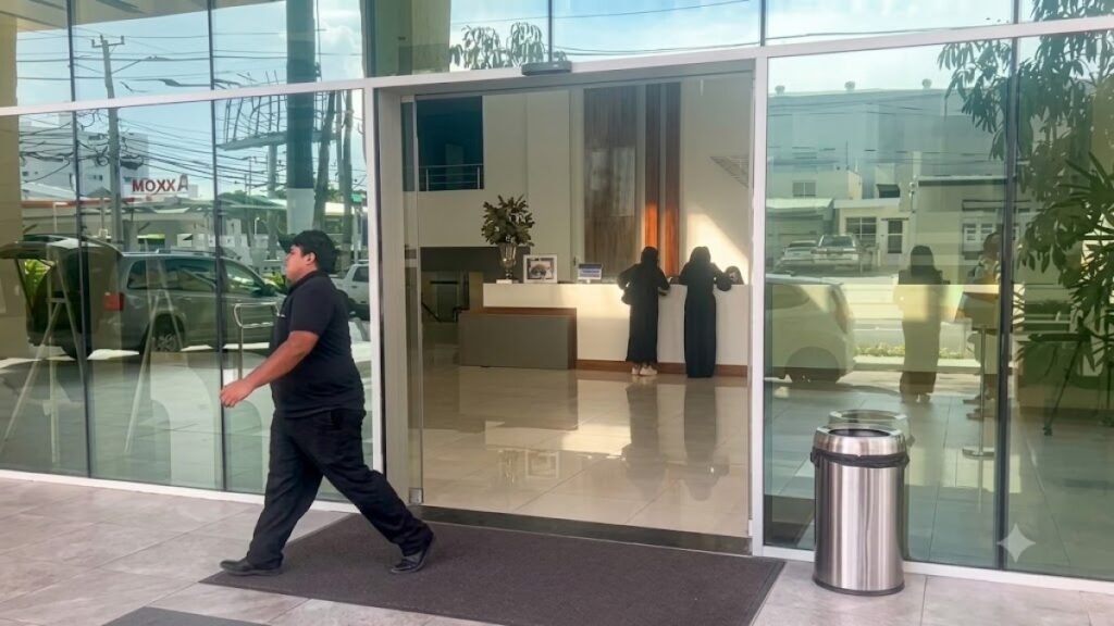 Velan en Jardín Memorial a víctimas del accidente en La Neverita, mientras sigue abierta la investigación