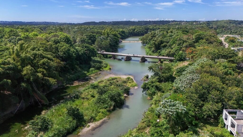 La sequía reduce el Haina y deja al servicio de agua bajo fuerte presión en Santo Domingo