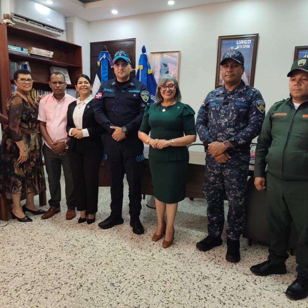Visita de la Policía a la UASD-SFM deja sobre la mesa promesas de seguridad aún por traducirse en resultados
