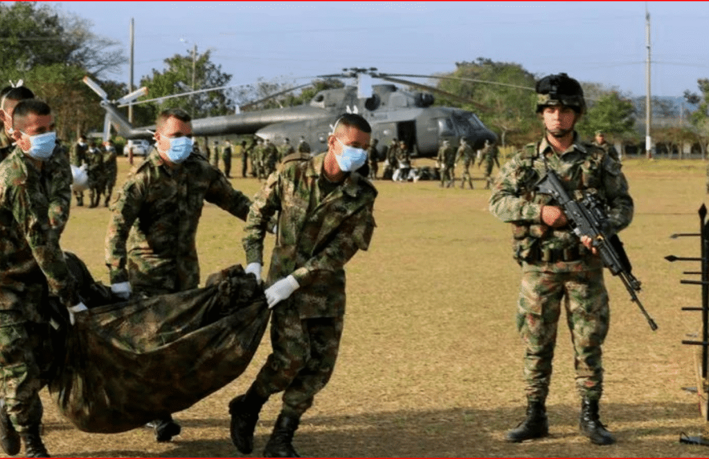 Bombardeo ordenado por el Gobierno colombiano deja 10 muertos; forenses confirman que tres eran menores