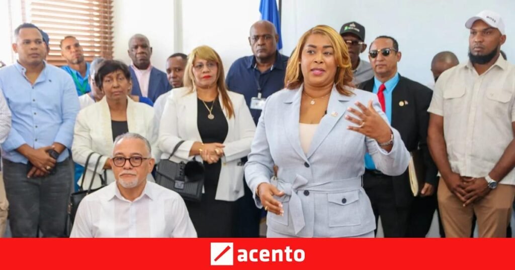 Tavárez toma Mercadom con la promesa de relanzar el Merca Santo Domingo