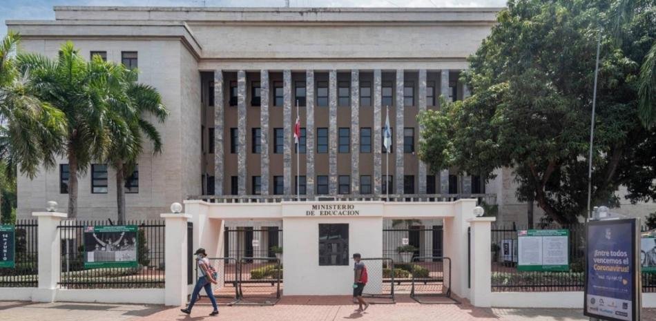 Pagos de incentivos docentes siguen pendientes de reclamaciones y revisión