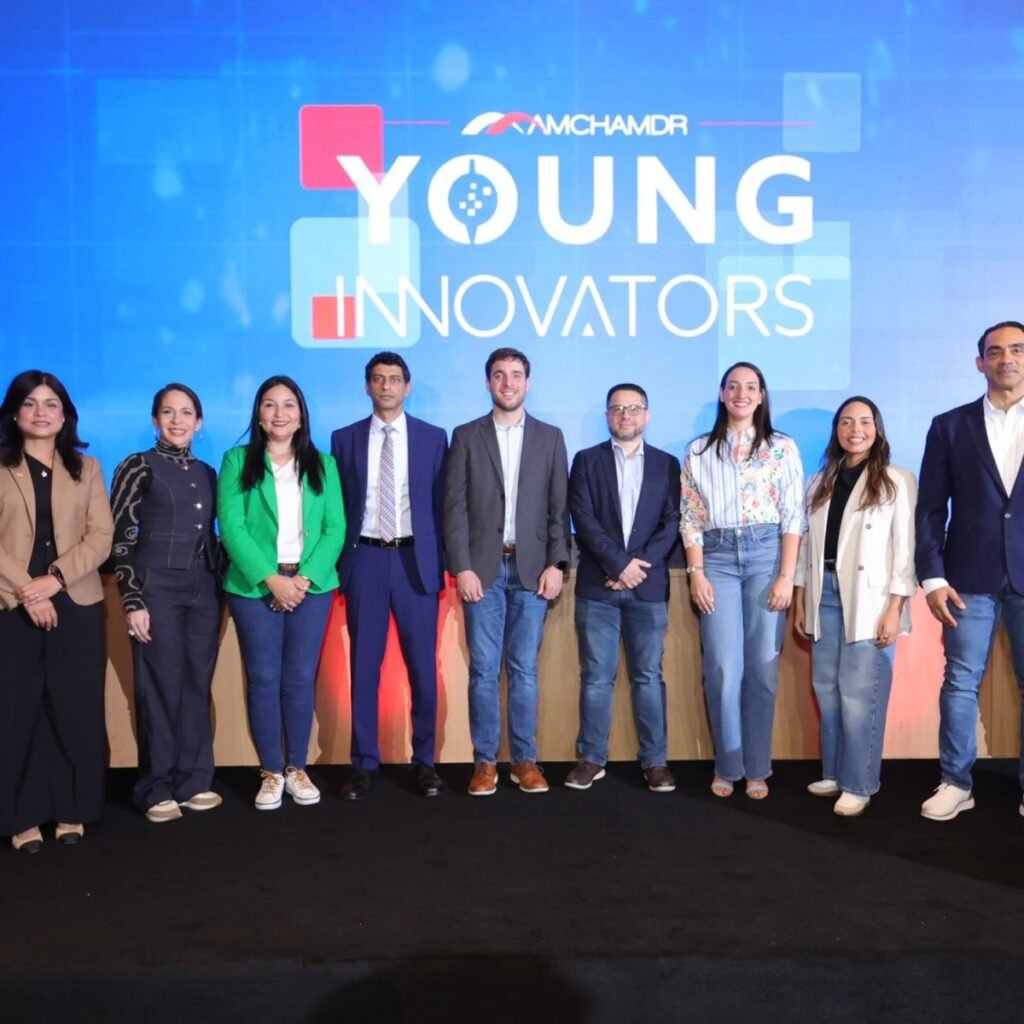 Amchamdr reúne a emprendedores y empresas en Young Innovators y expone la brecha entre apoyo e innovación real